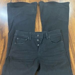 Like new American Eagle flare x long size 6 jeans.